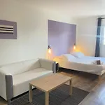 Nemo Aeroport De Pau Hotel 3*