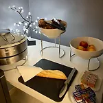 Hotel Nemo Aeroport De Pau Sauvagnon