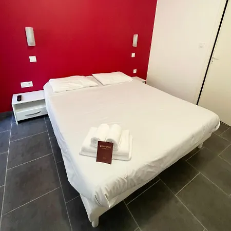 Hotell Nemo Aeroport De Pau Sauvagnon