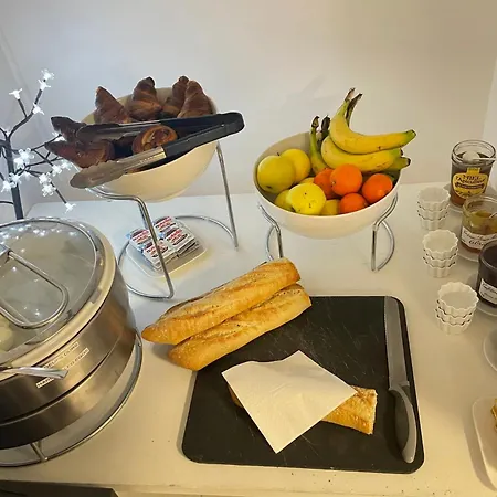 Hotel Nemo Aeroport De Pau