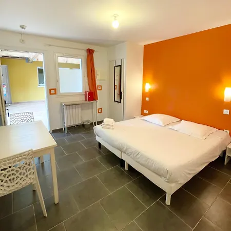 Nemo Aeroport De Pau Hotell 3*