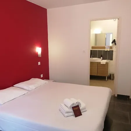 Hotel Nemo Aeroport De Pau