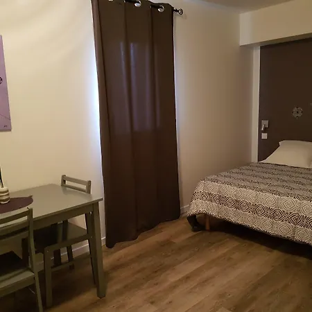 Hotell Nemo Aeroport De Pau