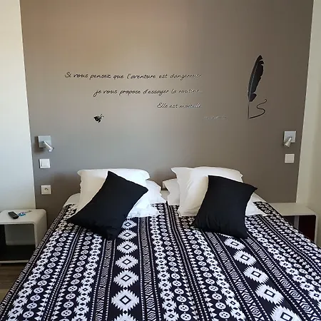 Nemo Aeroport De Pau Hotell 3*