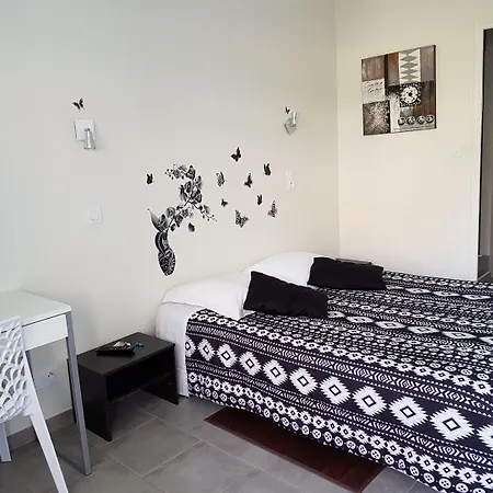 Hotell Nemo Aeroport De Pau 3*