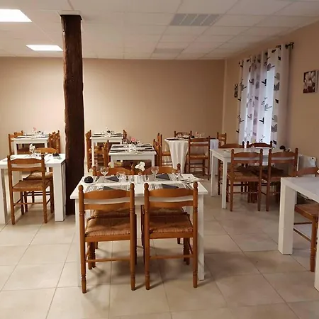 Nemo Aeroport De Pau Hotell 3*