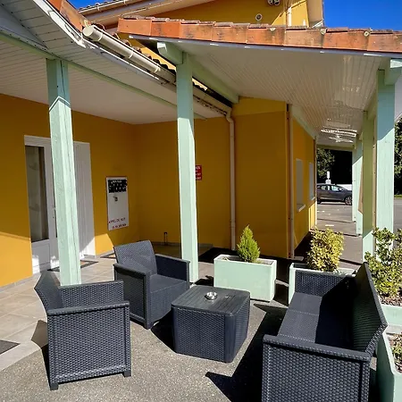 Nemo Aeroport De Pau Hotell