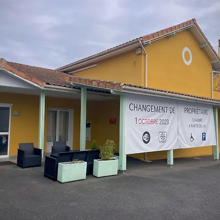 Nemo Aeroport De Pau Hotell