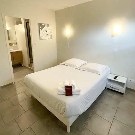 Hotell Nemo Aeroport De Pau Sauvagnon