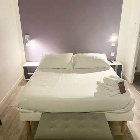 Hotell Nemo Aeroport De Pau 3*