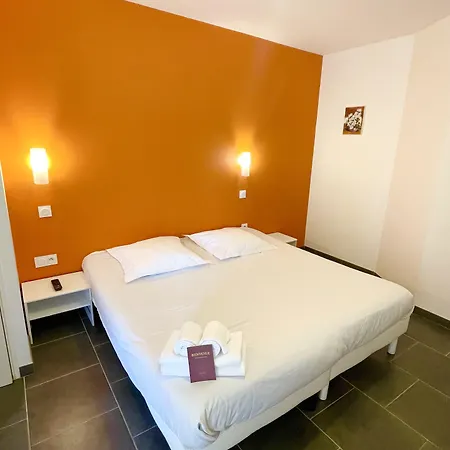 Nemo Aeroport De Pau