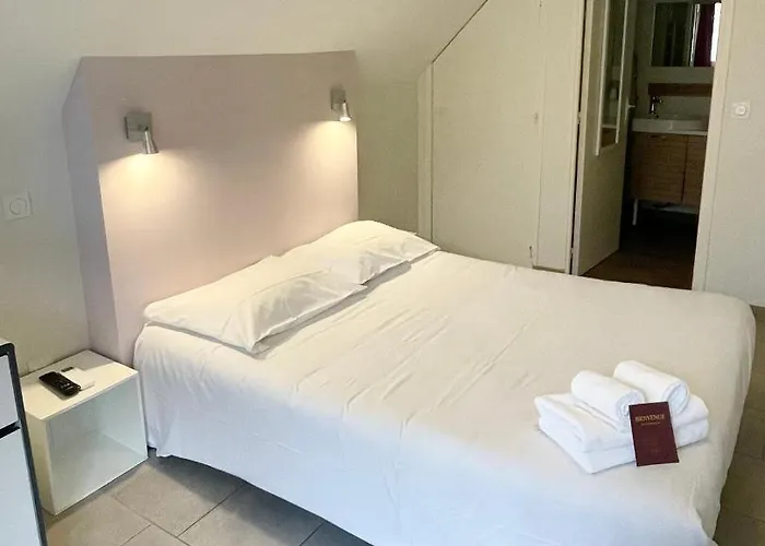 Nemo Aeroport De Pau