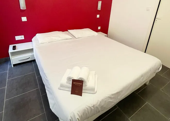 Hotel Nemo Aeroport De Pau Sauvagnon