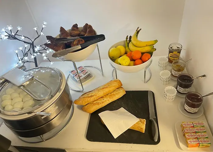 Hotel Nemo Aeroport De Pau