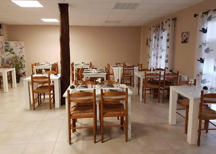 Nemo Aeroport De Pau Hotel 3*