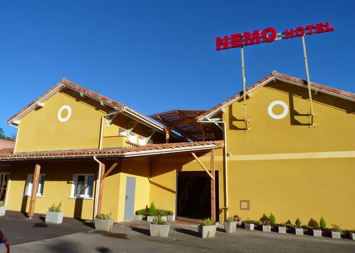 Nemo Aeroport De Pau Hotel Sauvagnon